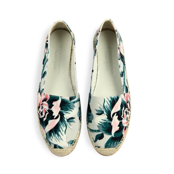 NIB Burberry Peony Rose Print Canvas Espadrilles - Picture 3 of 15